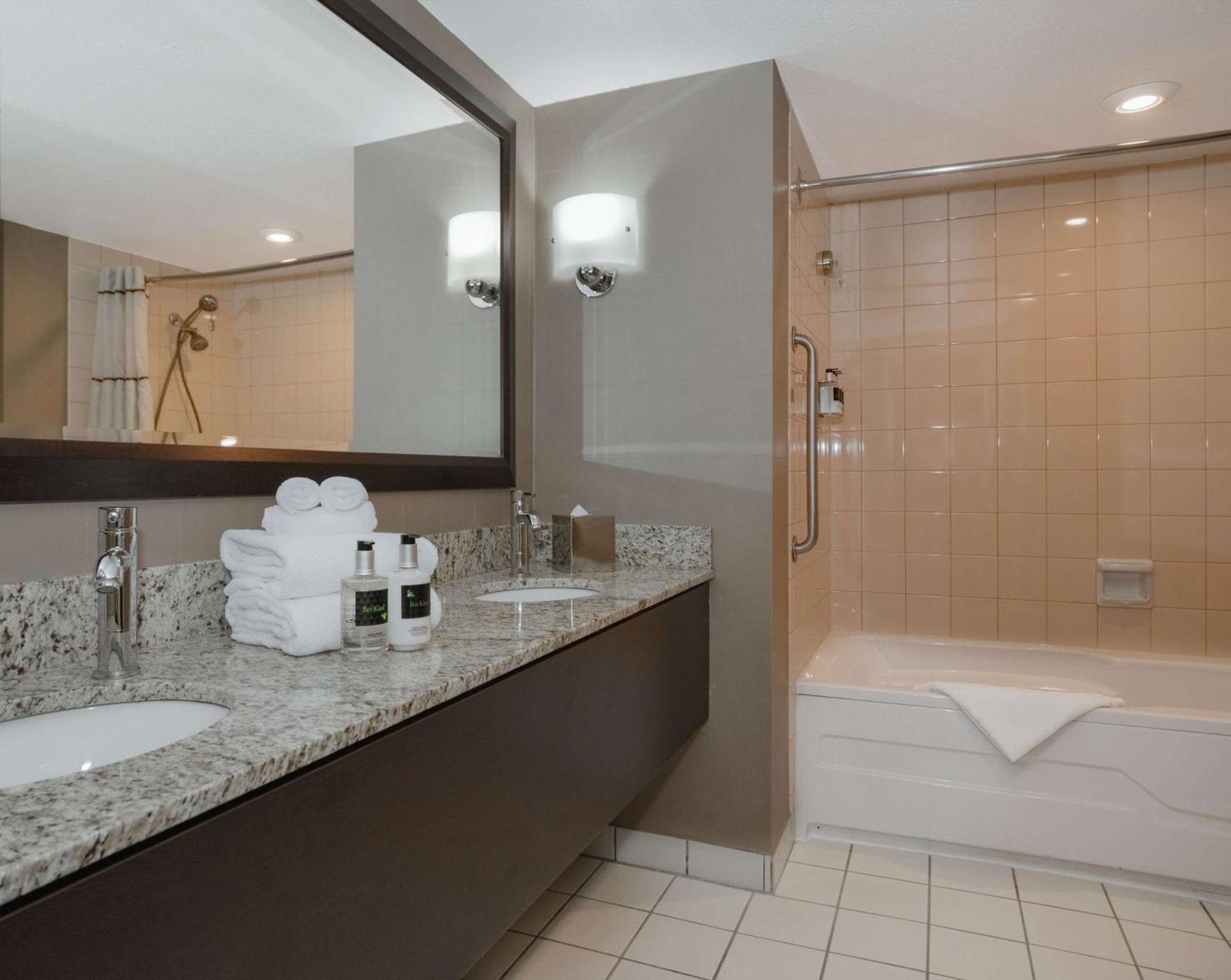 Listel Whistler, A Coast Hotel Экстерьер фото