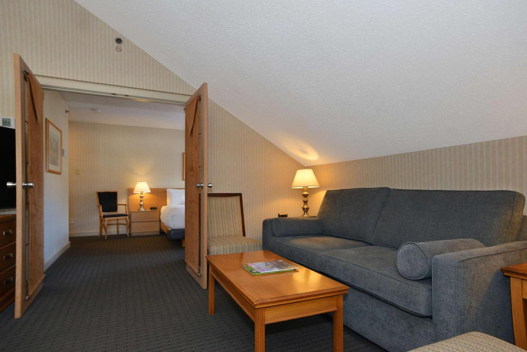 Listel Whistler, A Coast Hotel Экстерьер фото