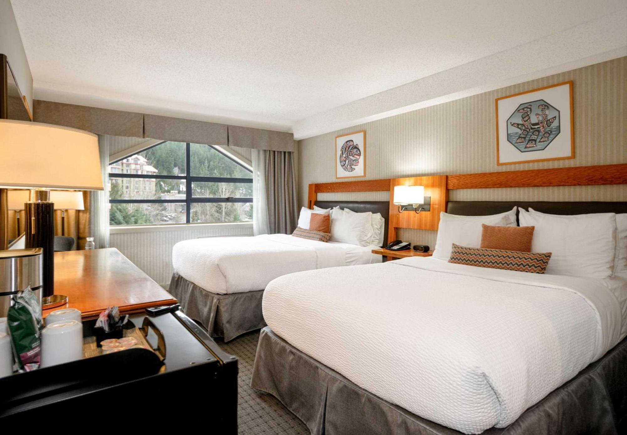 Listel Whistler, A Coast Hotel Экстерьер фото