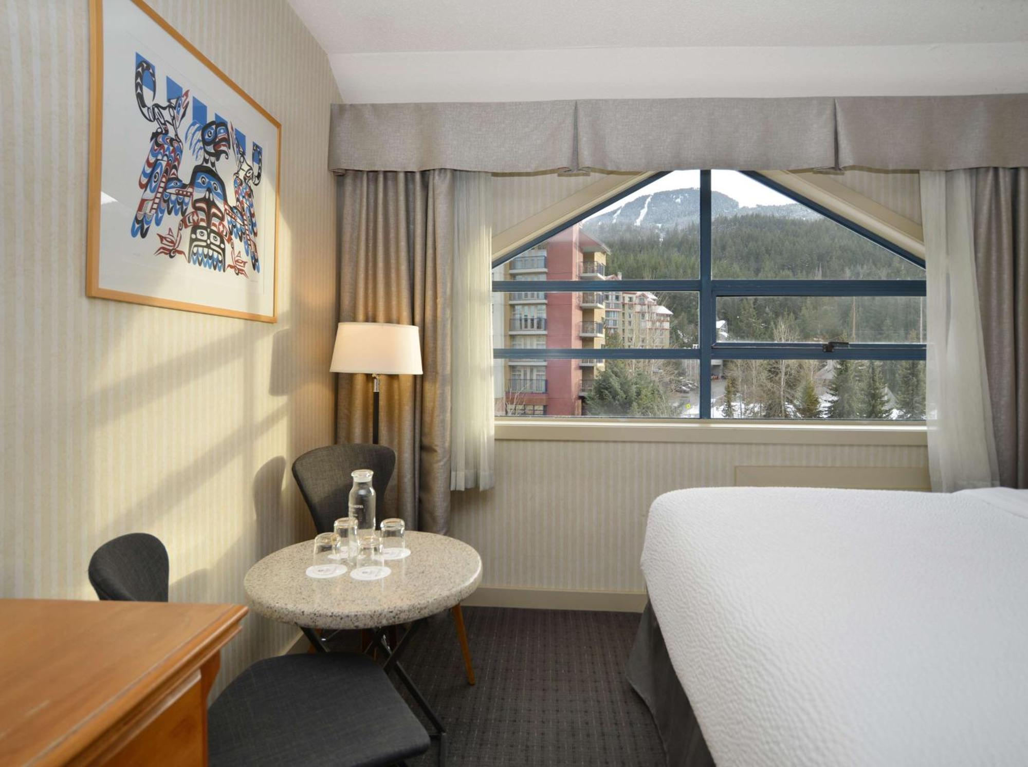 Listel Whistler, A Coast Hotel Экстерьер фото