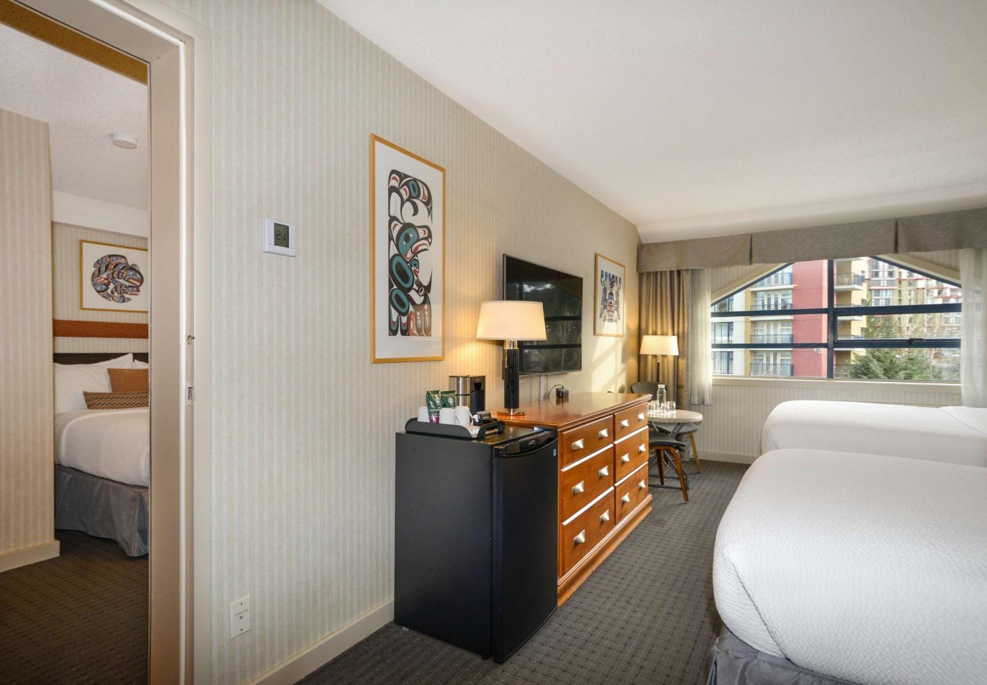 Listel Whistler, A Coast Hotel Экстерьер фото