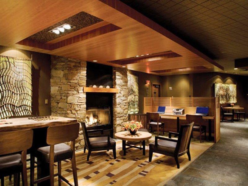 Listel Whistler, A Coast Hotel Экстерьер фото