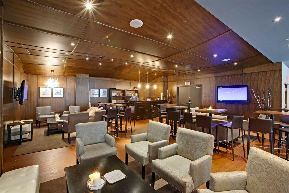 Listel Whistler, A Coast Hotel Экстерьер фото